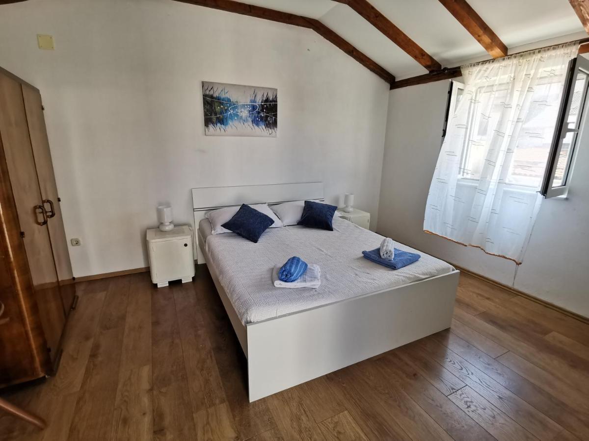 Apartment Titinica Murter Extérieur photo